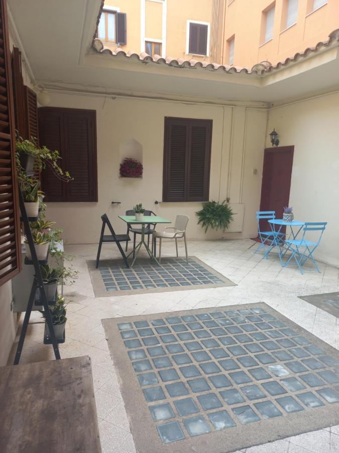 Monolocale Suite Con Terrazzino Roma Exterior foto